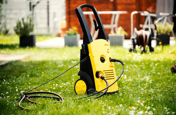 Best Driveway Cleaning and Restoration in Briarcliff, TX